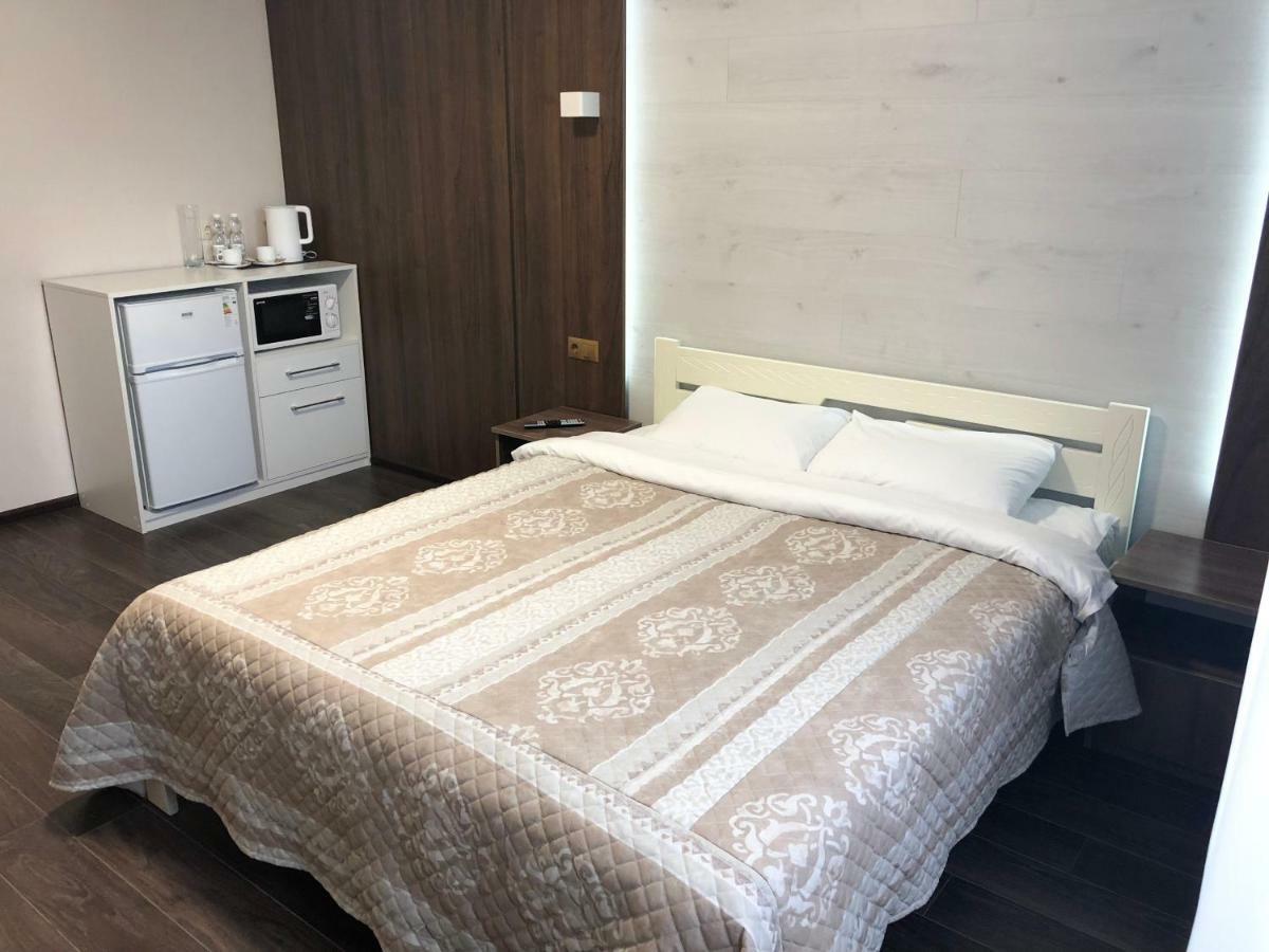 East Residence Kiev Eksteriør billede